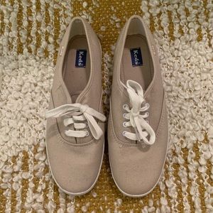Classic tan keds